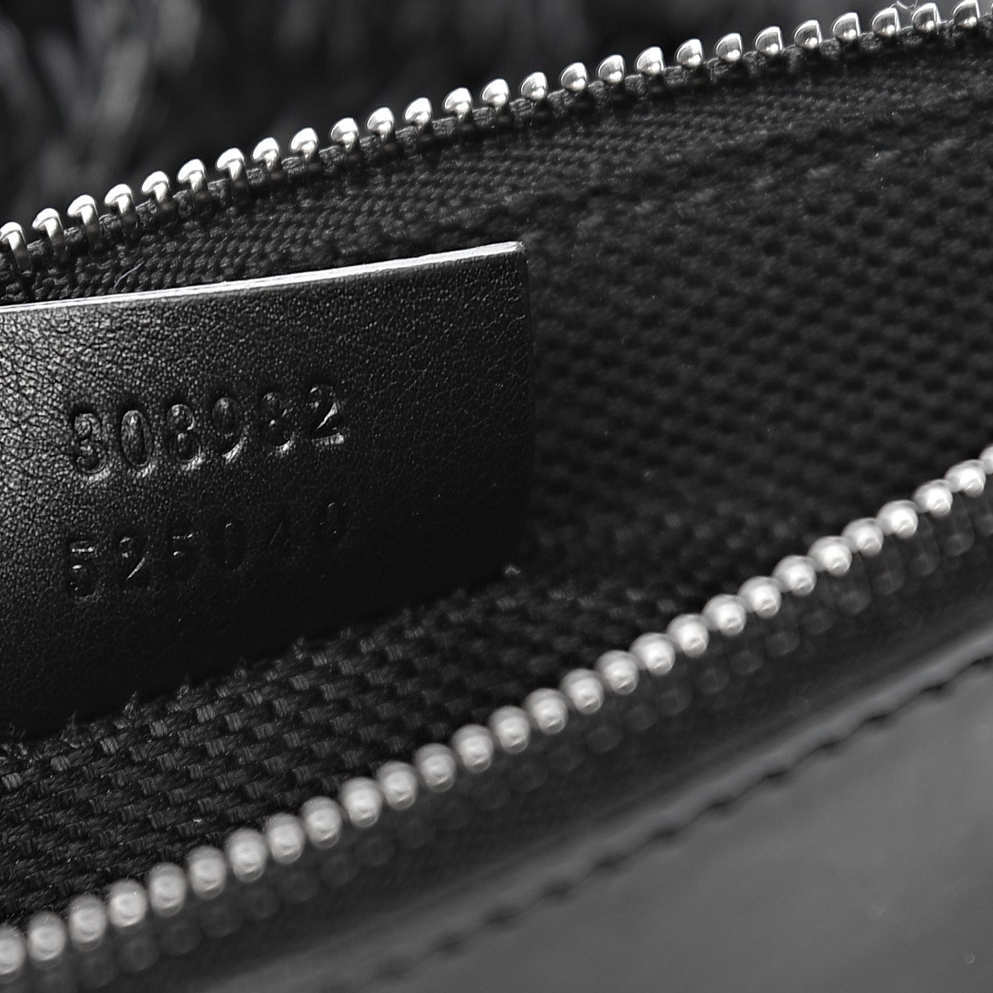 Patent Shearling Medium Soho Chain Shoulder Bag Black