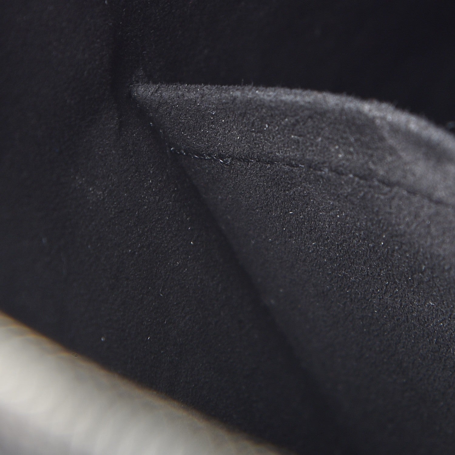 Louis Vuitton Electric Epi Alma GM Black 7 of 12