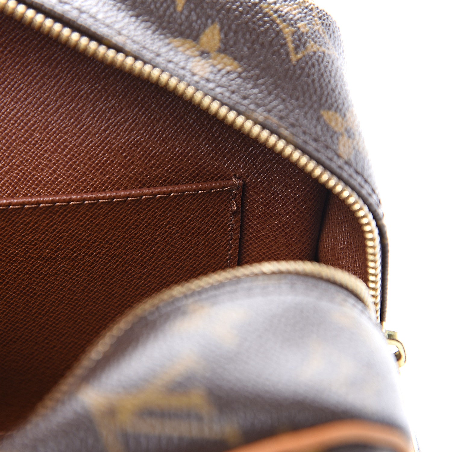 Louis Vuitton Monogram Cite MM 6 of 12