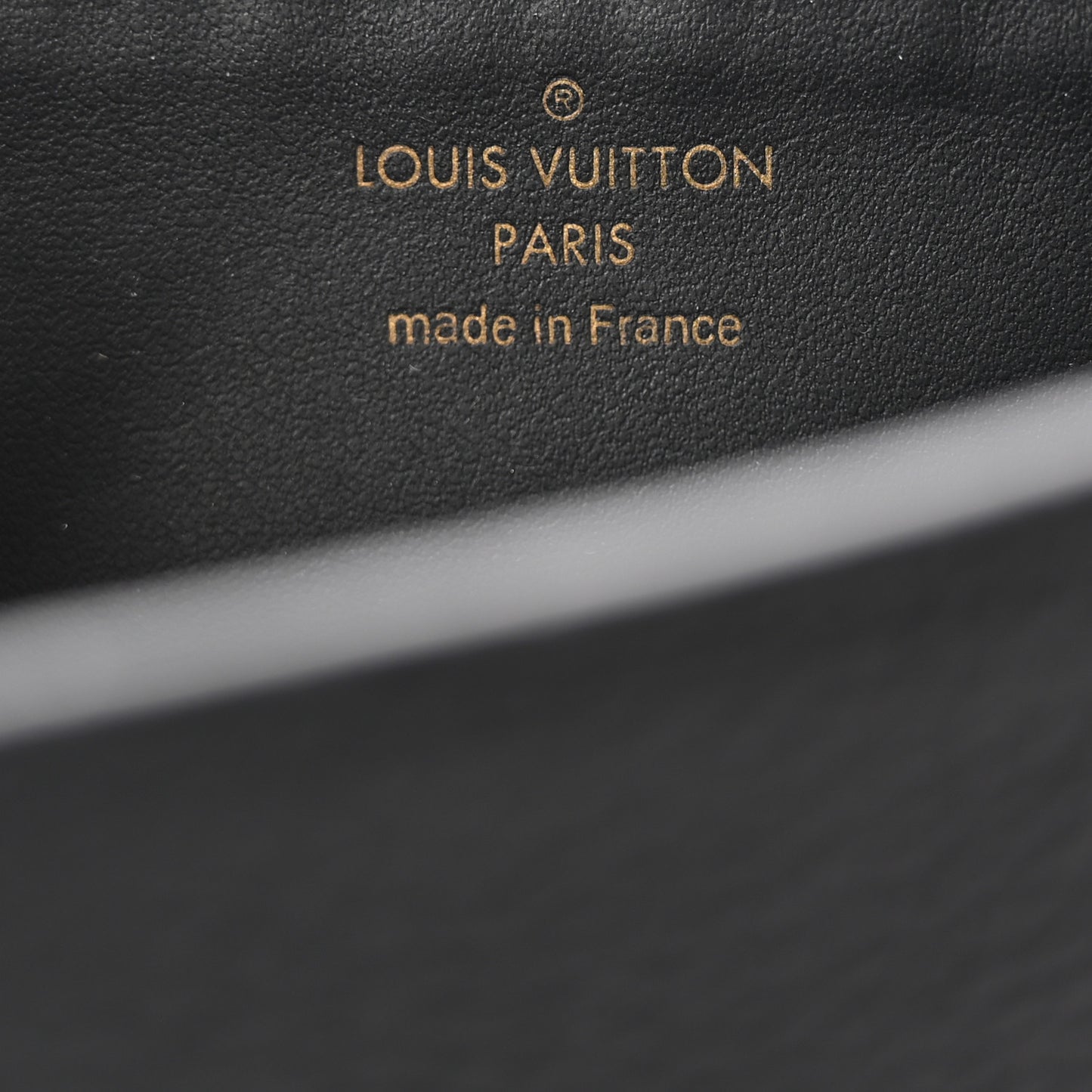 Taurillon Embellished Capucines Long Wallet Black