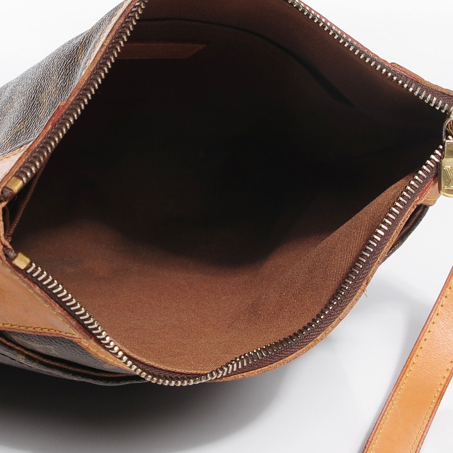 Louis Vuitton Monogram Odeon PM 5 of 7