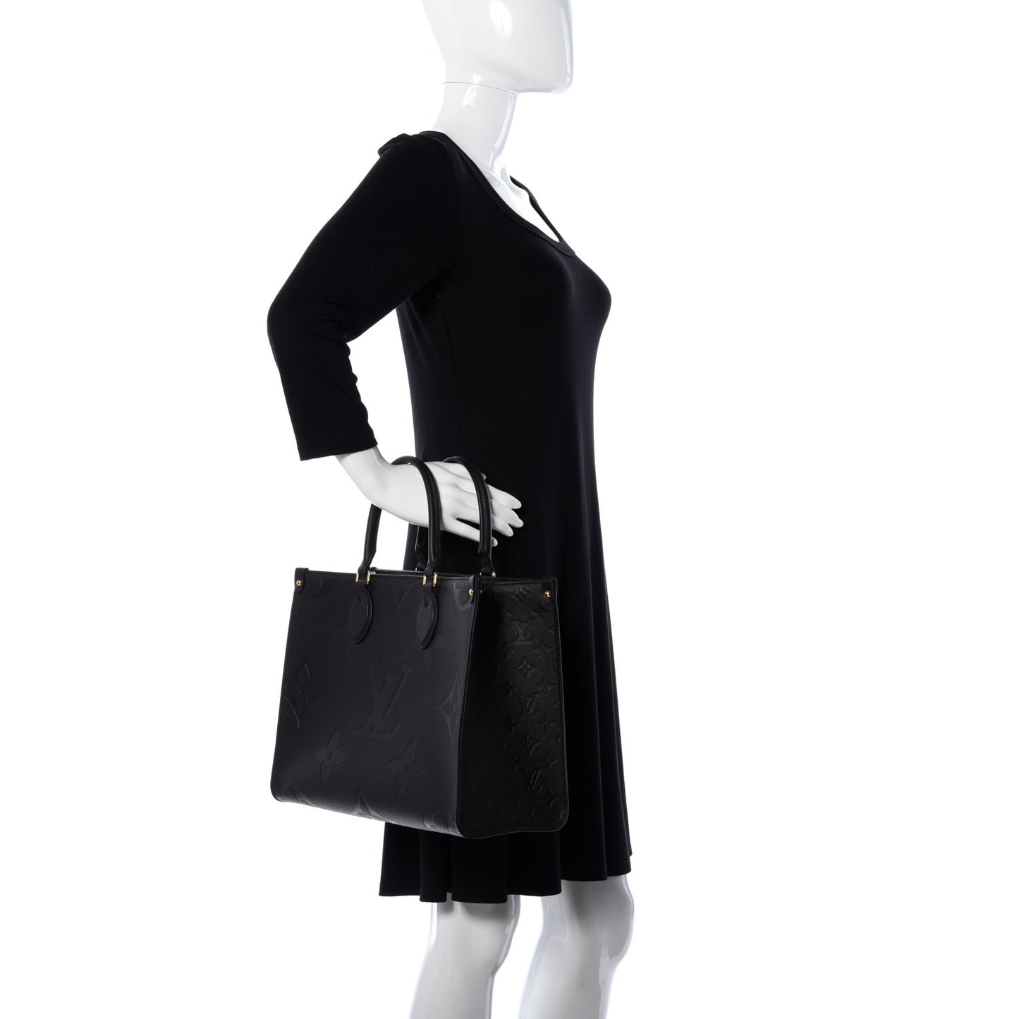 Empreinte Monogram Giant Onthego MM Black