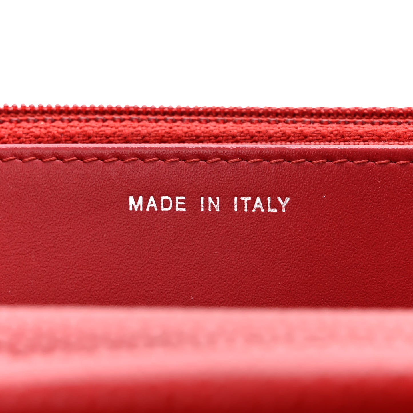 Caviar Quilted Wallet on Chain WOC Red