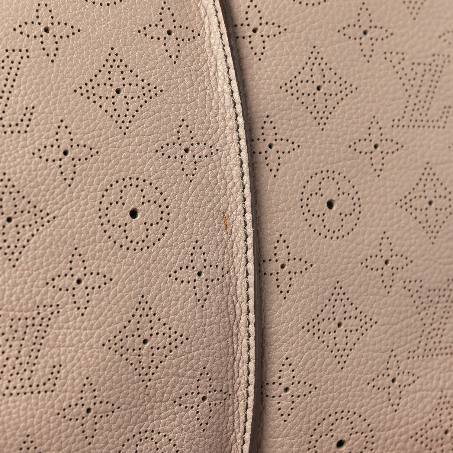Louis Vuitton Mahina Selene PM Sandy 10 of 10