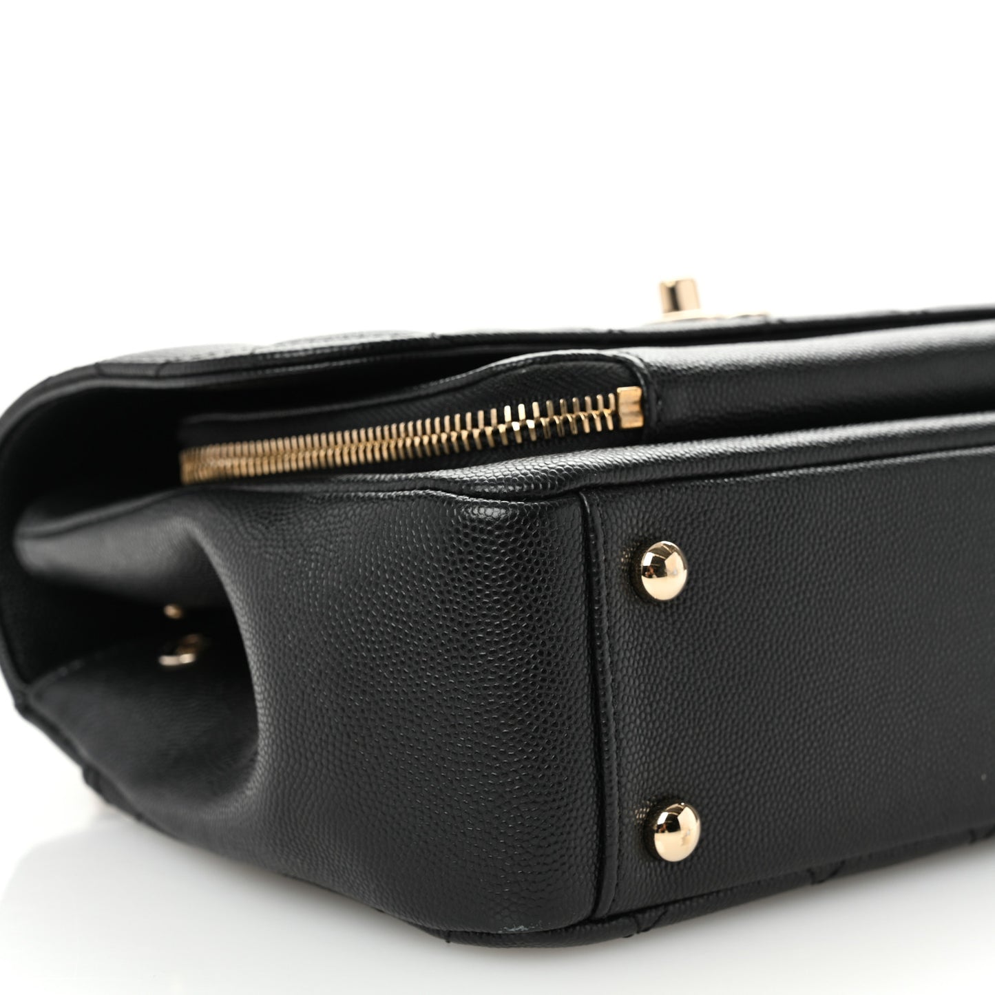 Caviar Quilted Medium Business Affinity Flap Black