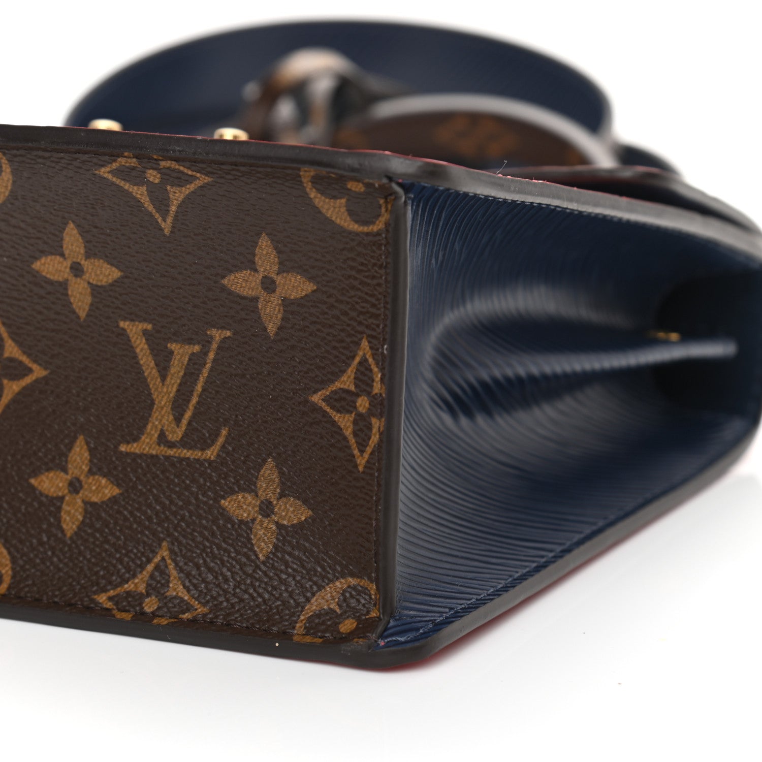 Louis Vuitton Vernis Epi Monogram Spring Street Scarlet 9 of 10