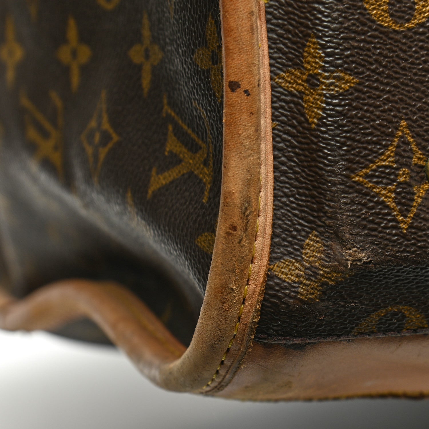 Louis Vuitton Monogram Pullman 75 8 of 42