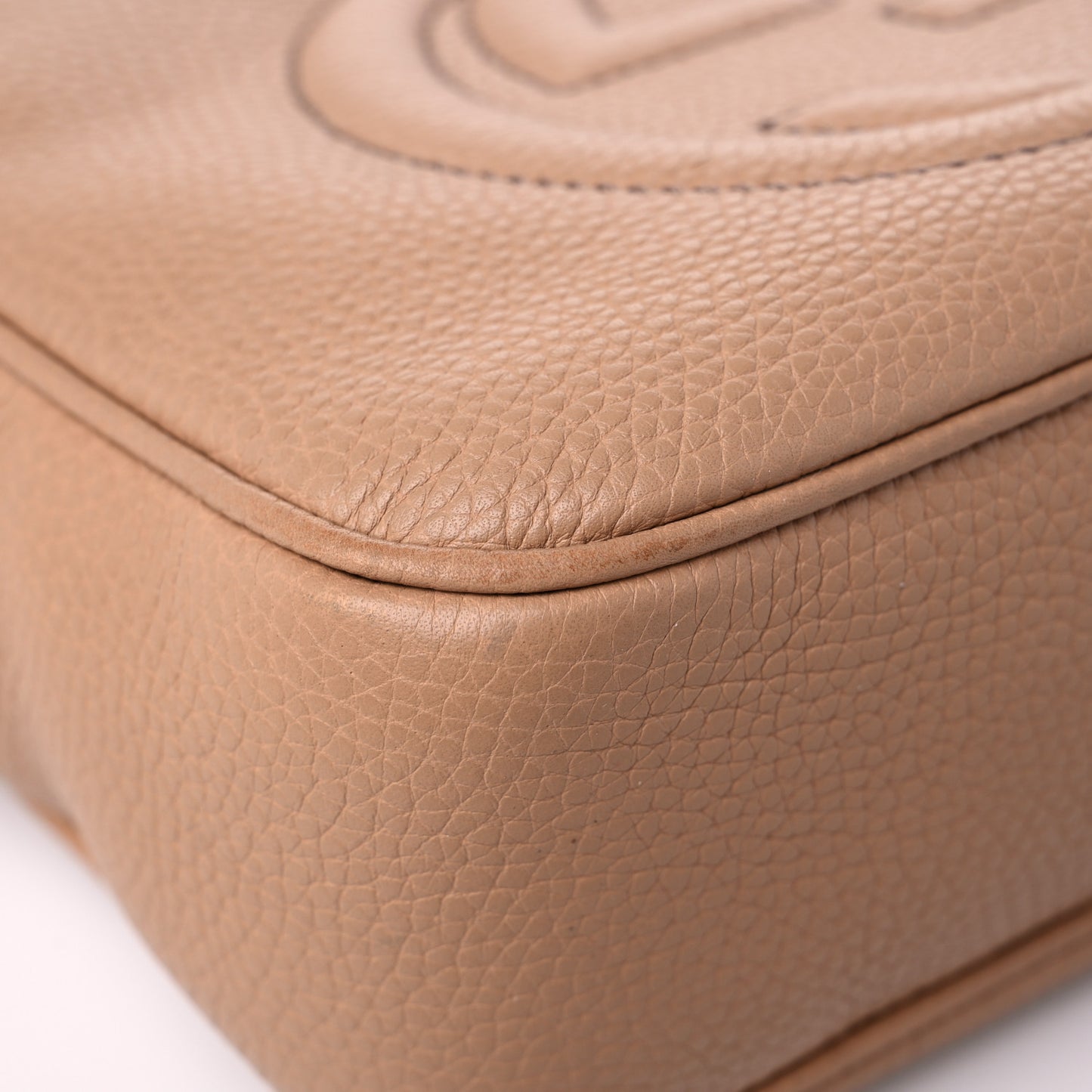Pebbled Calfskin Small Soho Disco Bag Camelia