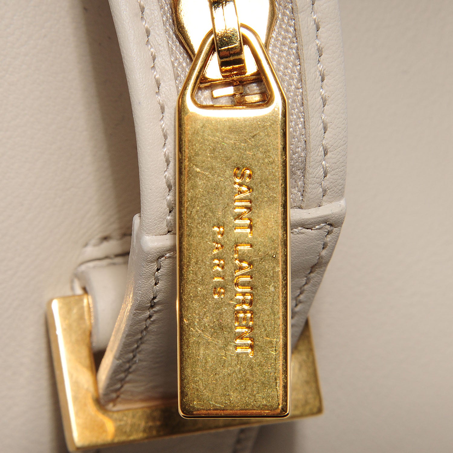 Saint Laurent Calfskin Medium Classic Y Cabas Chalk 9 of 9