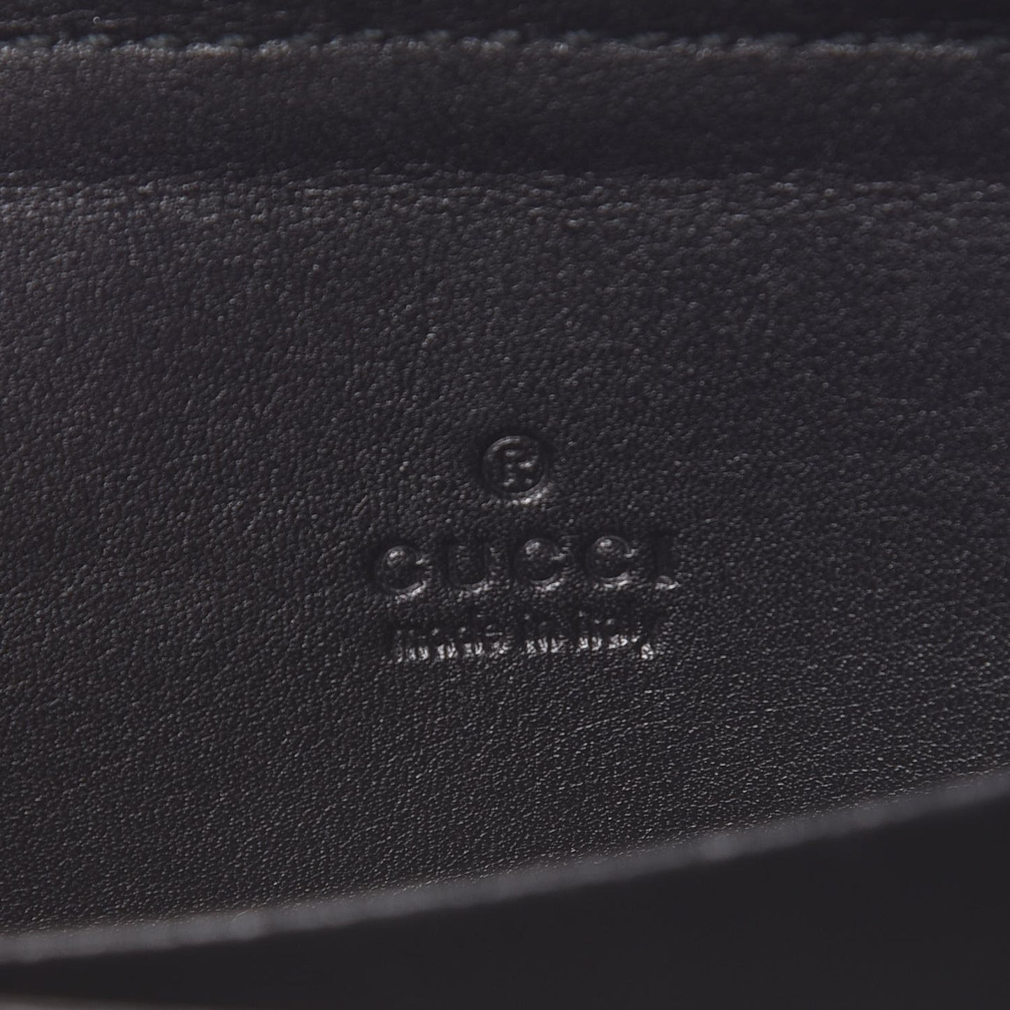 Guccissima Zip Around Card Case Black
