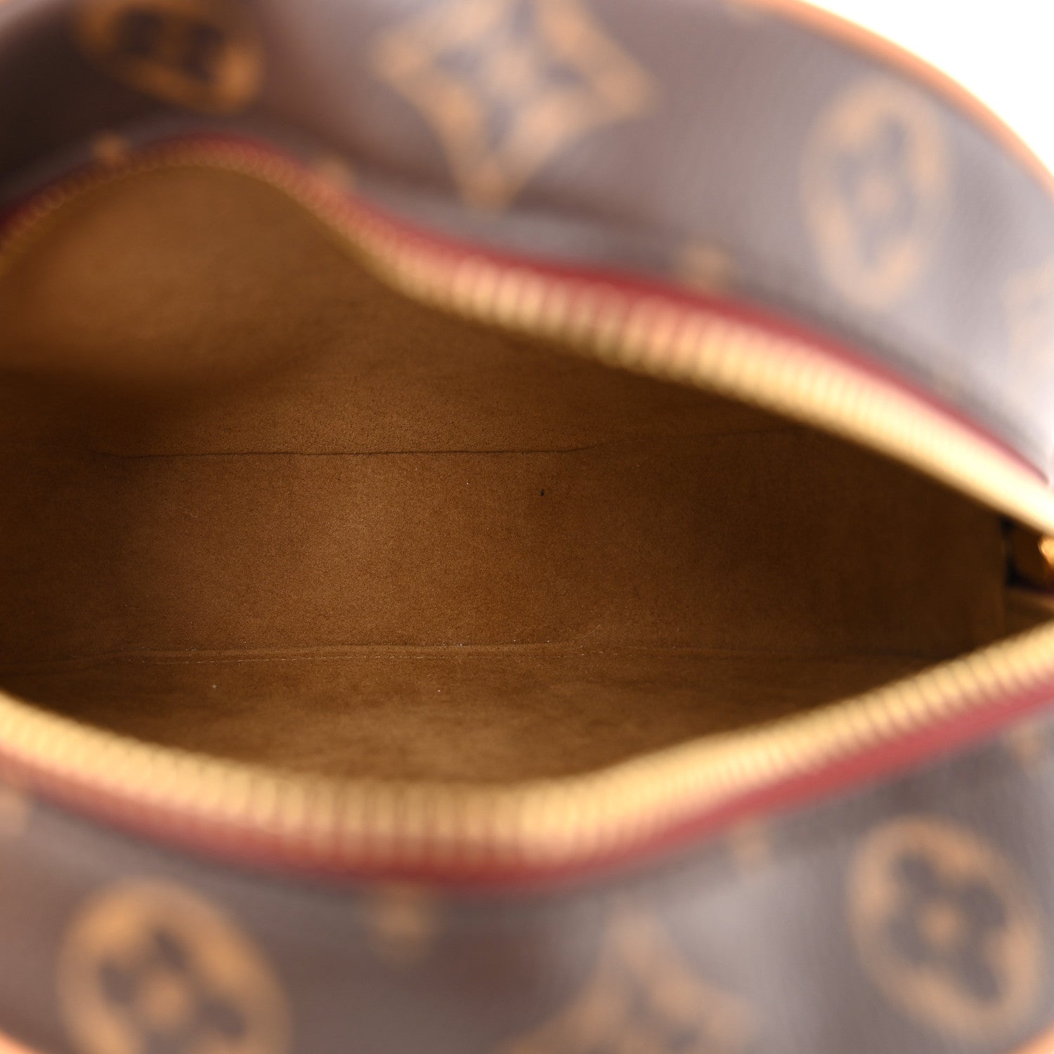 Louis Vuitton Monogram Boite Chapeau Souple MM 5 of 11