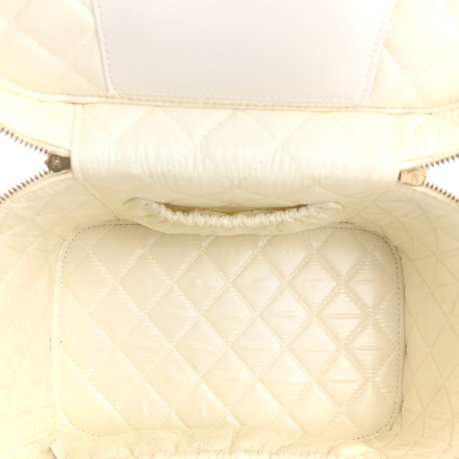 Chanel Caviar Quilted Large Vanity Pouch White 5 of 10