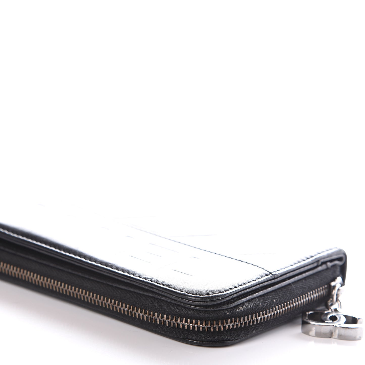 Lambskin Embossed Logo Wallet Black