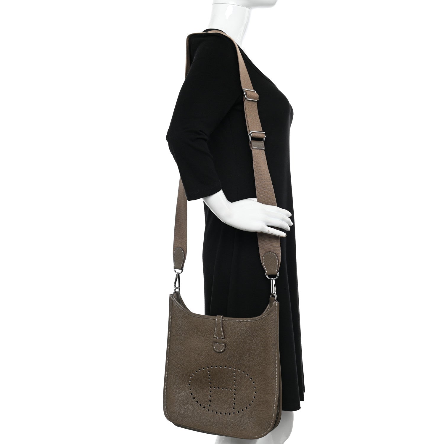 Hermes Taurillon Clemence Evelyne III PM Etoupe 2 of 11