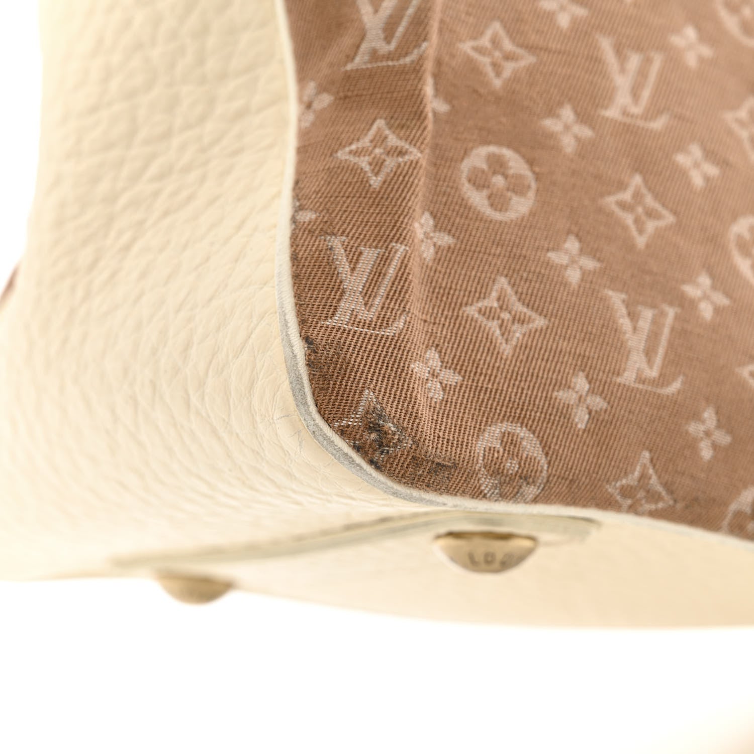 Louis Vuitton Mini Lin Trapeze PM Camel 19 of 24