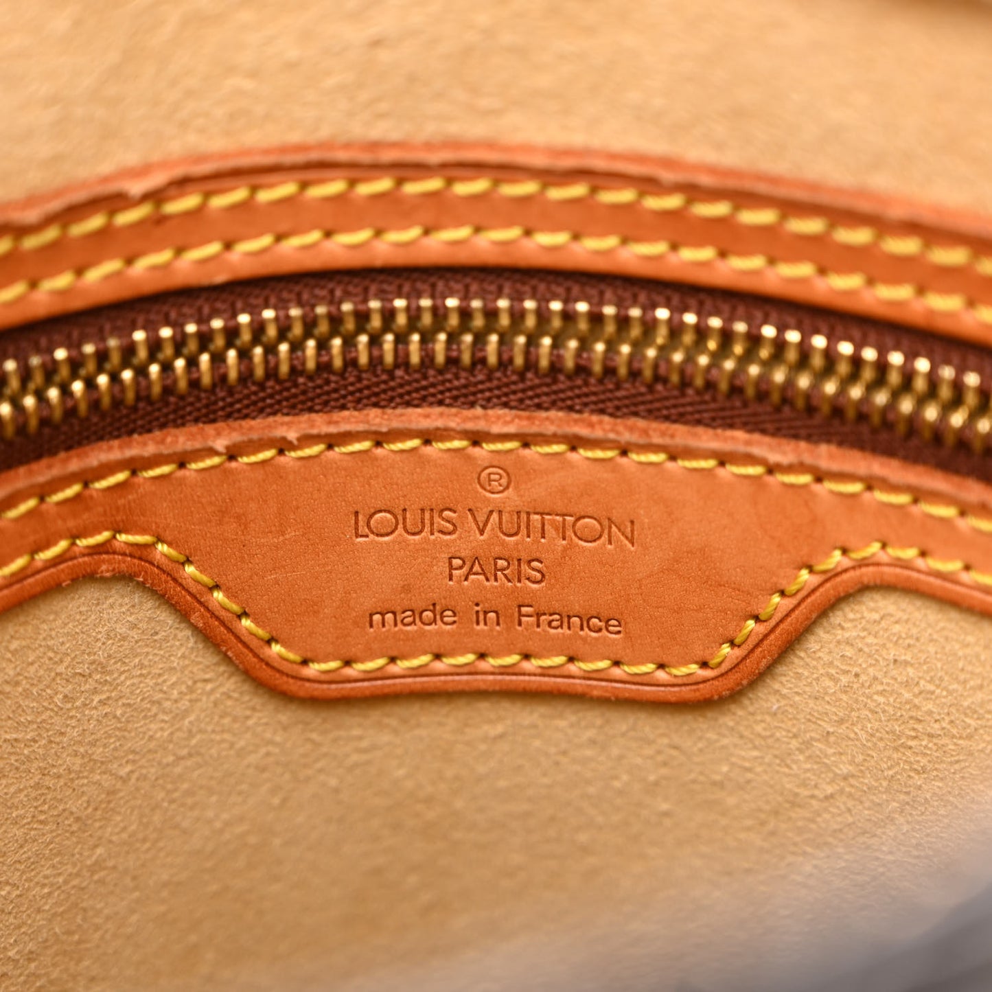 Monogram Looping MM