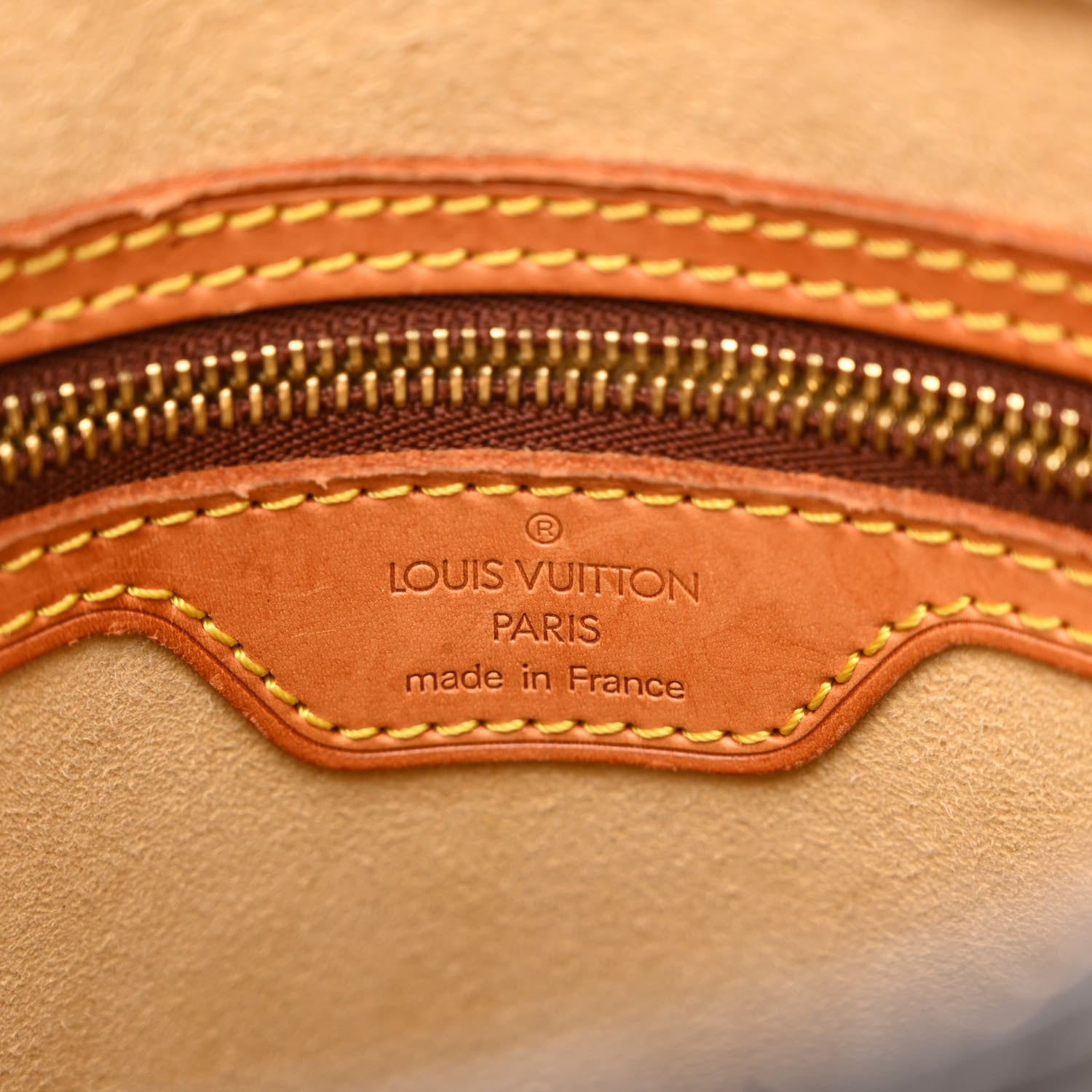 Louis Vuitton Monogram Looping MM 6 of 15