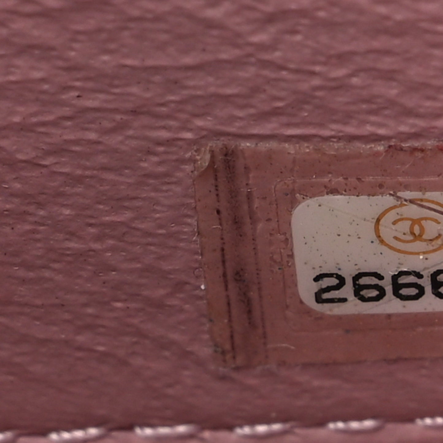 Caviar Quilted Medium Business Affinity Flap Light Pink
