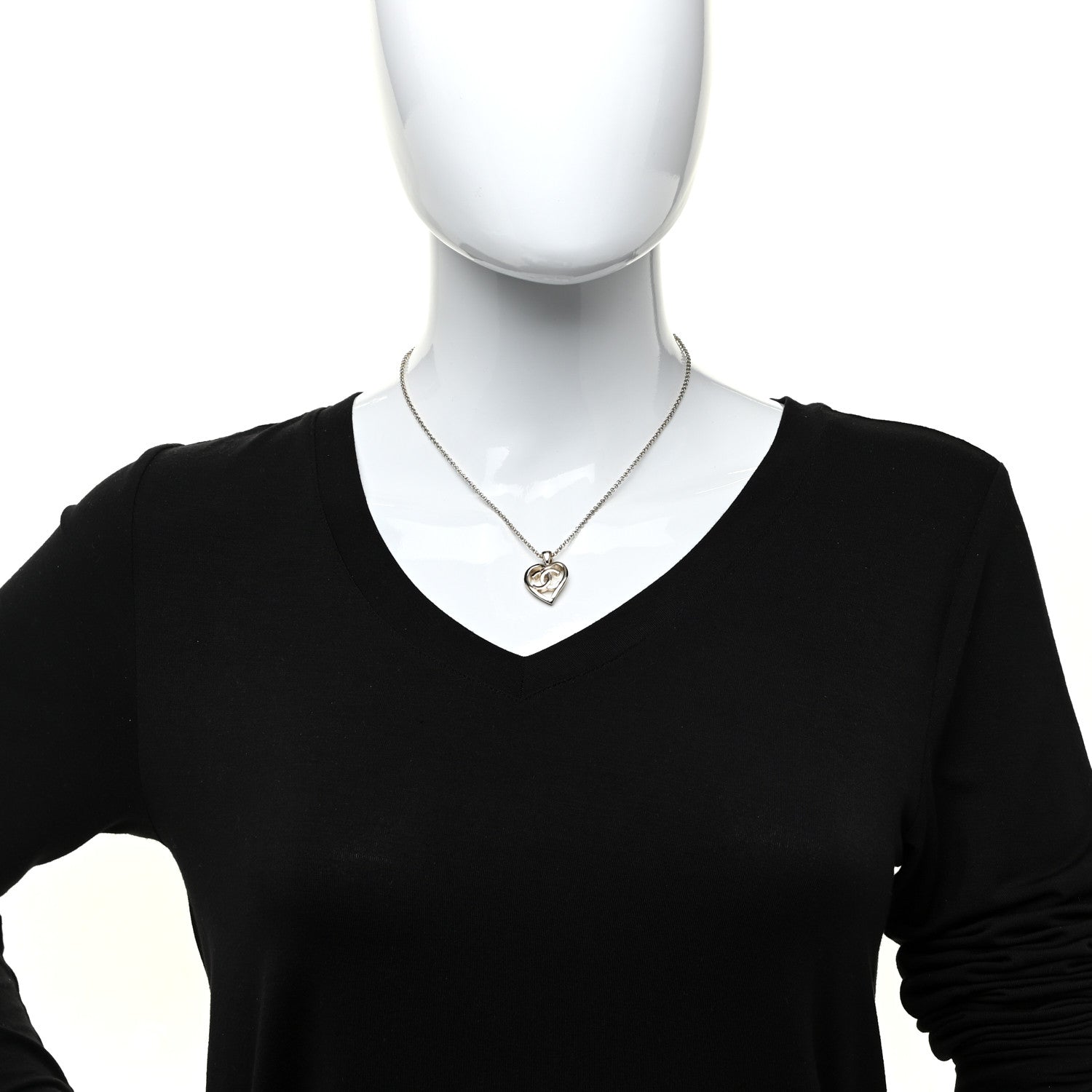 Chanel CC Heart Chain Pendant Necklace Gold 2 of 5