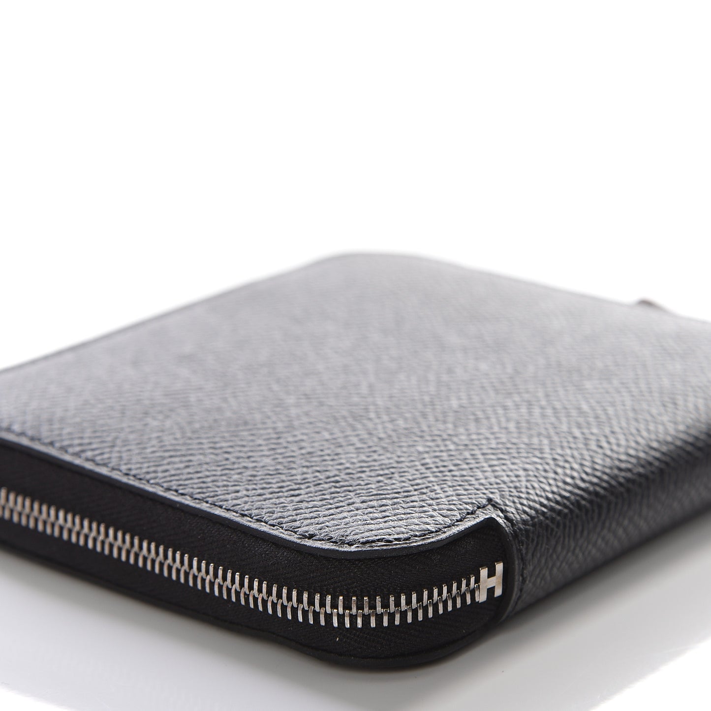 Epsom Silk'in Compact Wallet Black
