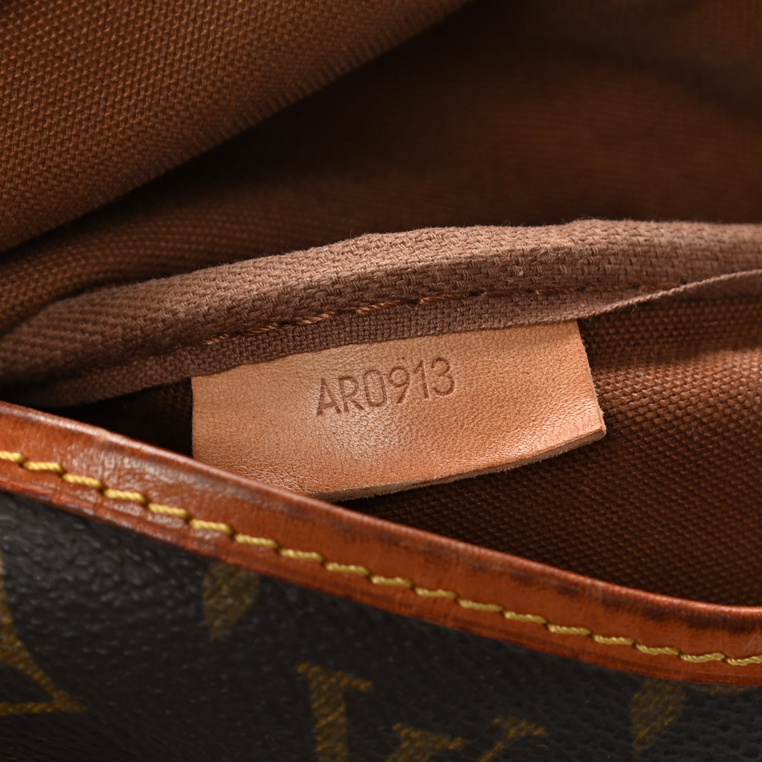 Louis Vuitton Monogram Saumur 30 7 of 25
