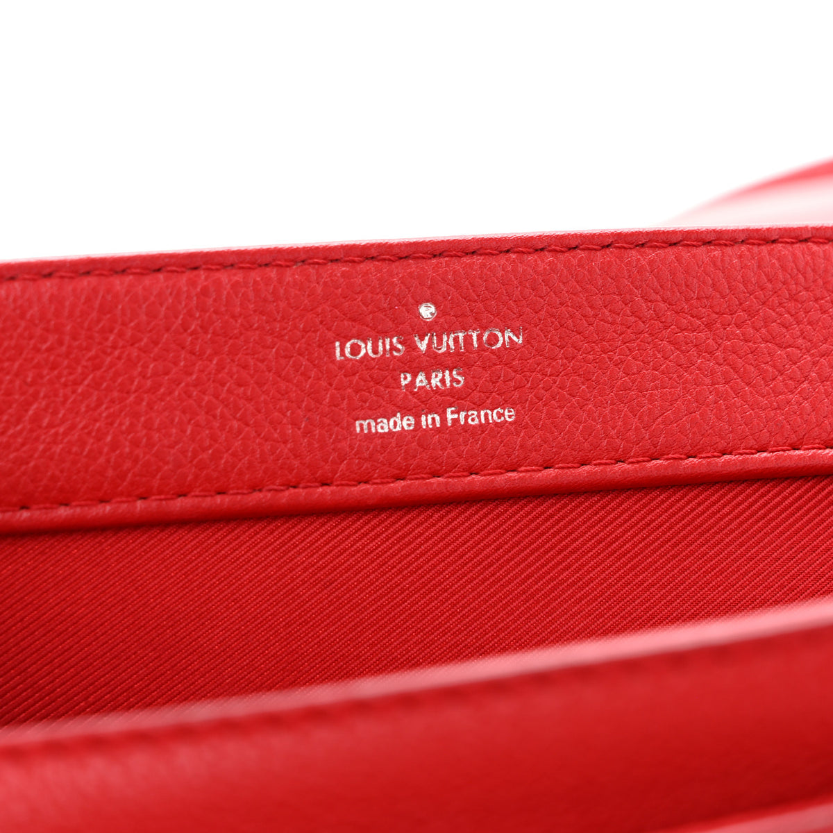 Calfskin Lockme II Chain Bag BB Rubis