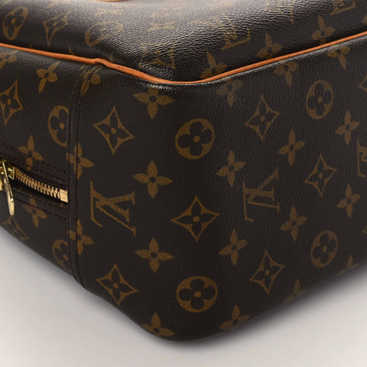 Louis Vuitton Monogram Deauville 9 of 10