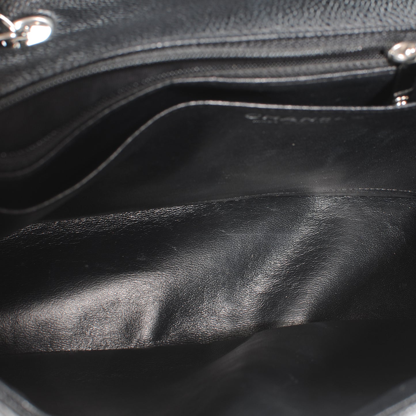 Caviar Jumbo Single Flap Black