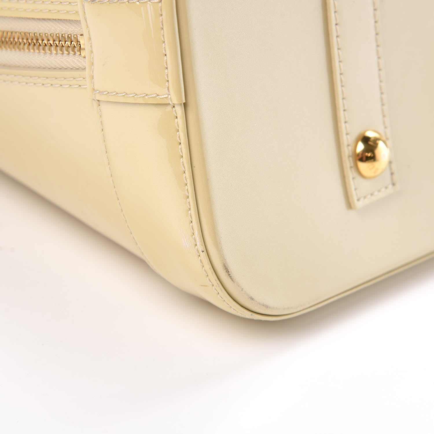 Louis Vuitton Vernis Alma GM Blanc Corail 12 of 14