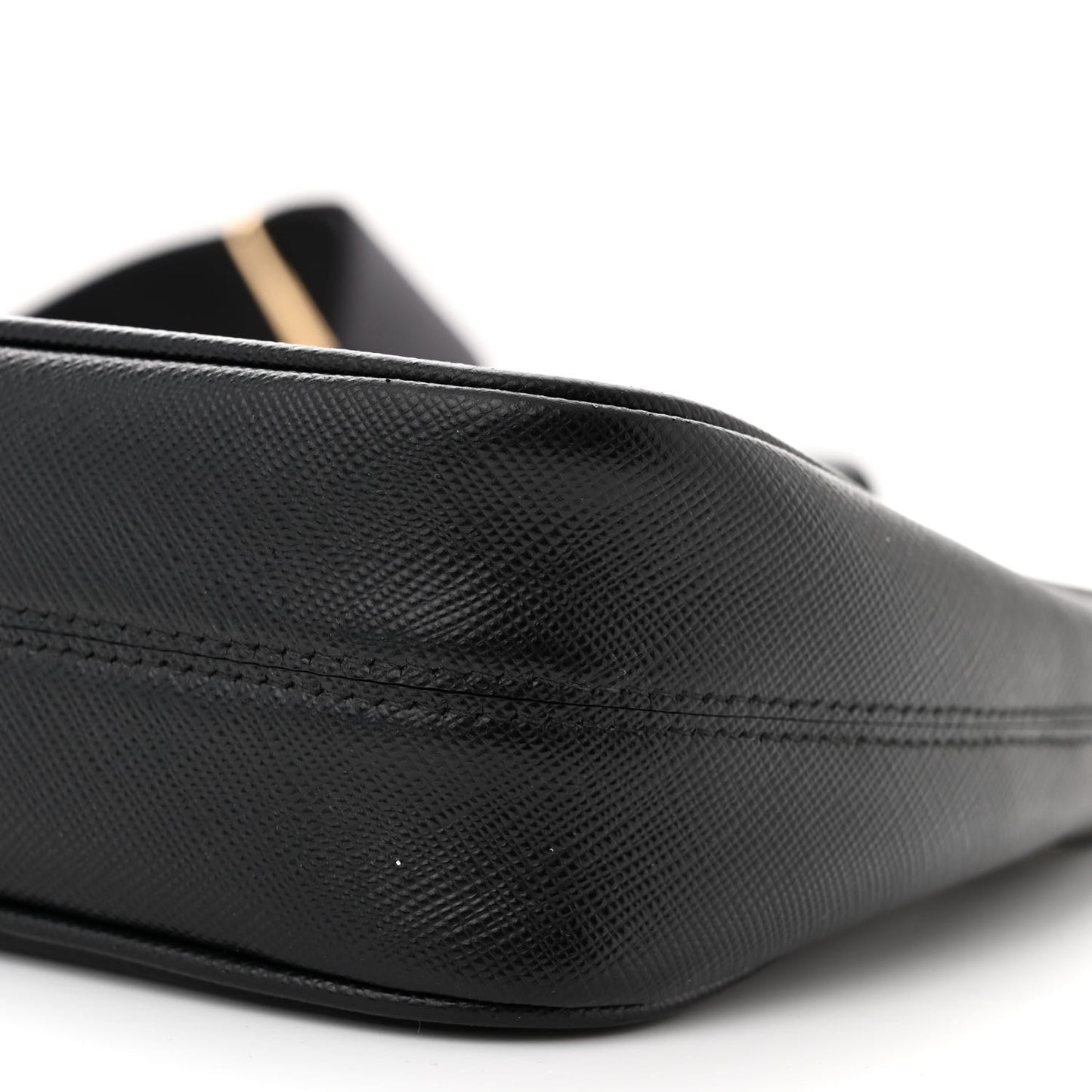 Saffiano Lux Re-Edition 2005 Shoulder Bag Black