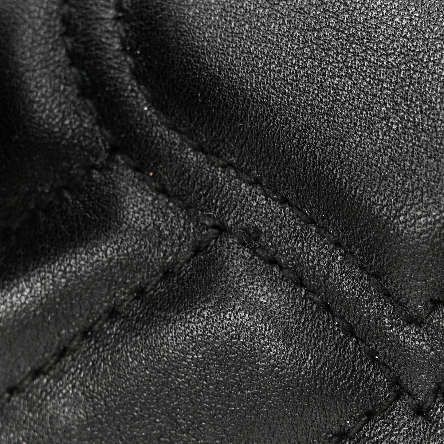 Calfskin Matelasse GG Marmont Belt Bag 85 34 Black