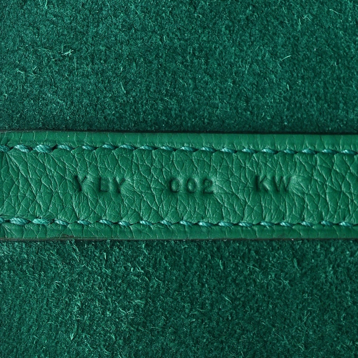 Taurillon Clemence Matte Alligator Picotin Lock Touch 22 MM Vert Vertigo