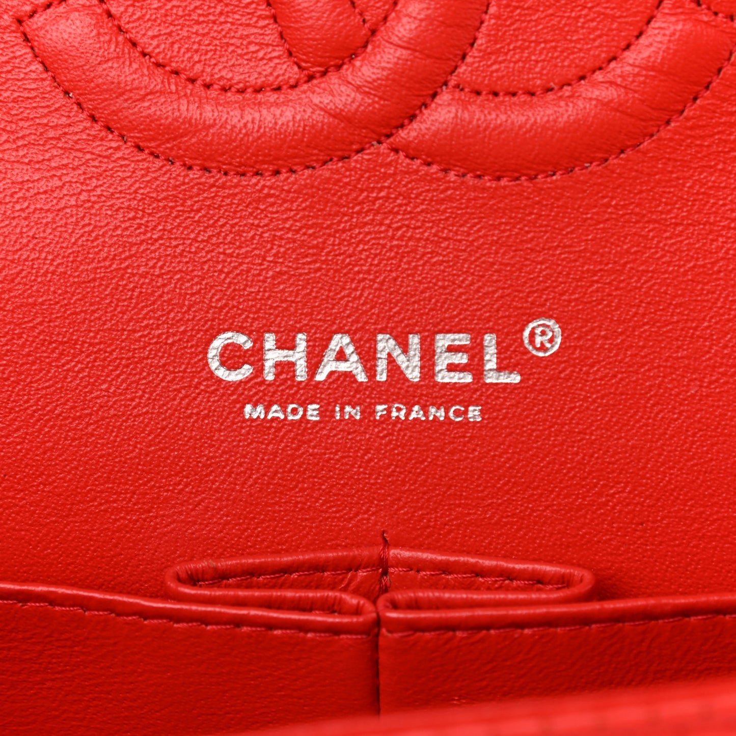 Lambskin Perforated Medium Double Flap Red
