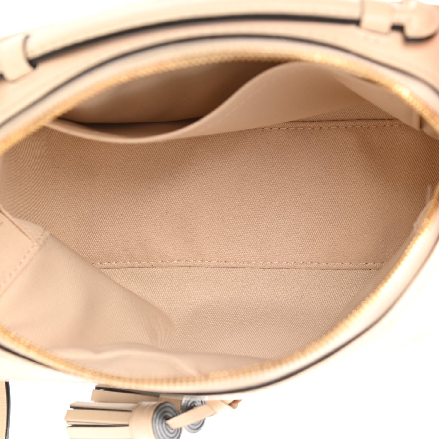 Monogram Saintonge Creme