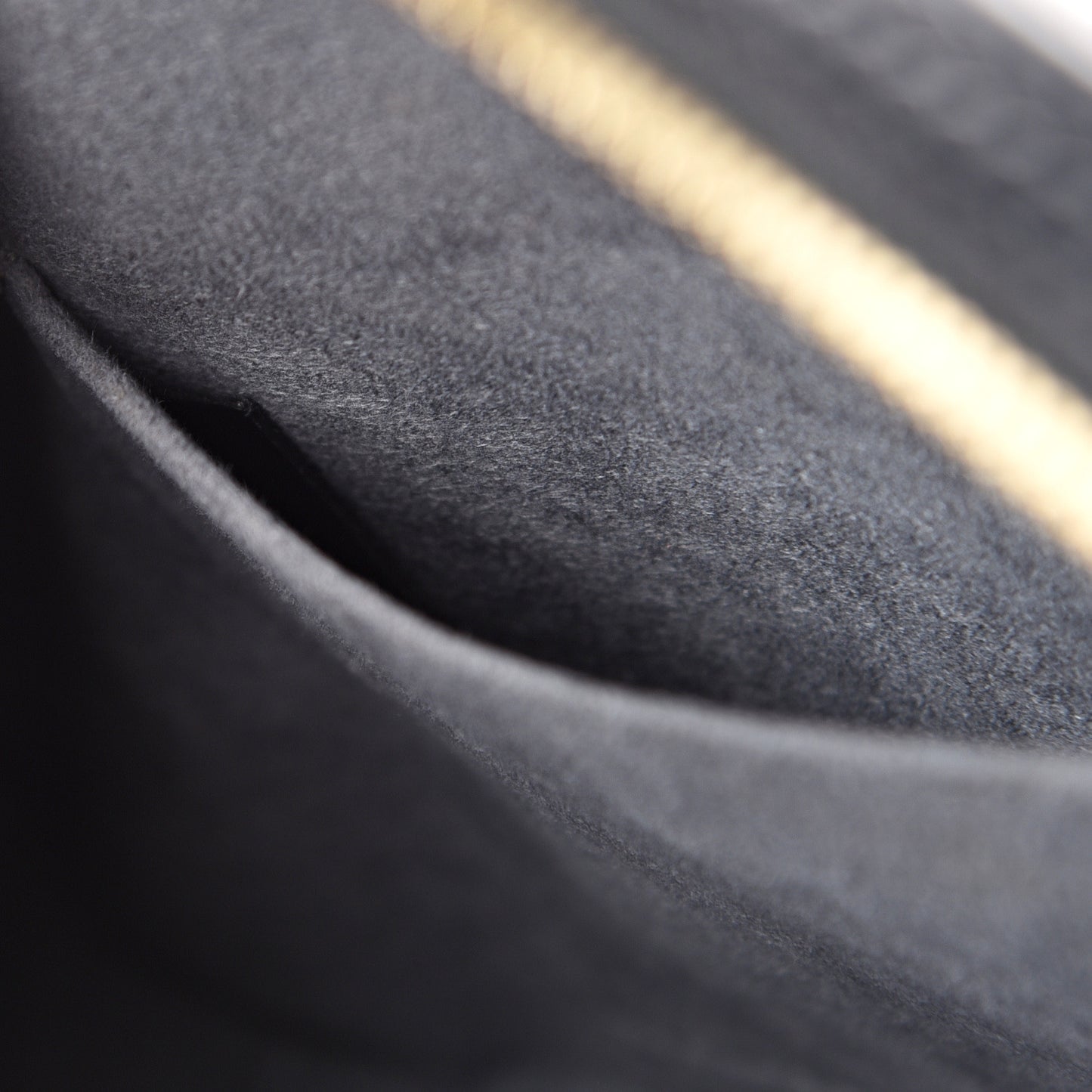 Epi Jasmin Black