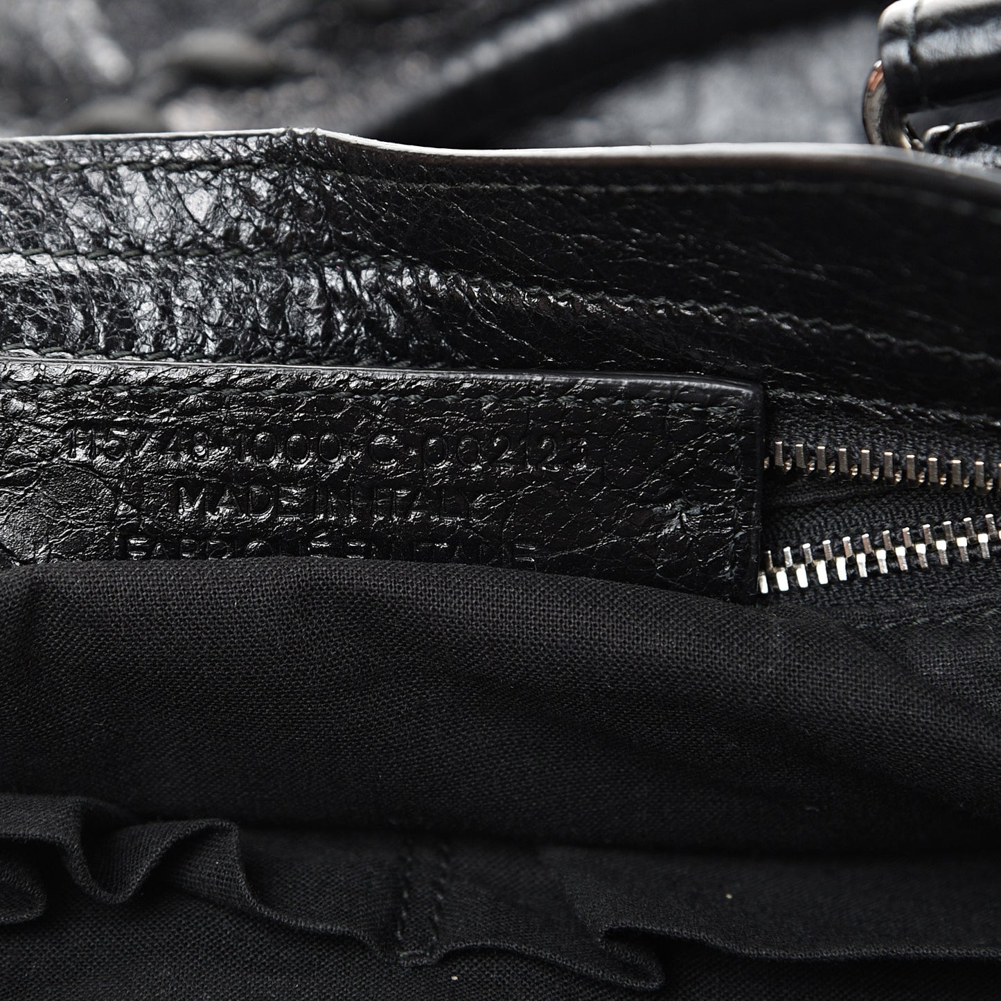 Agneau Classic Silver Hardware City Black