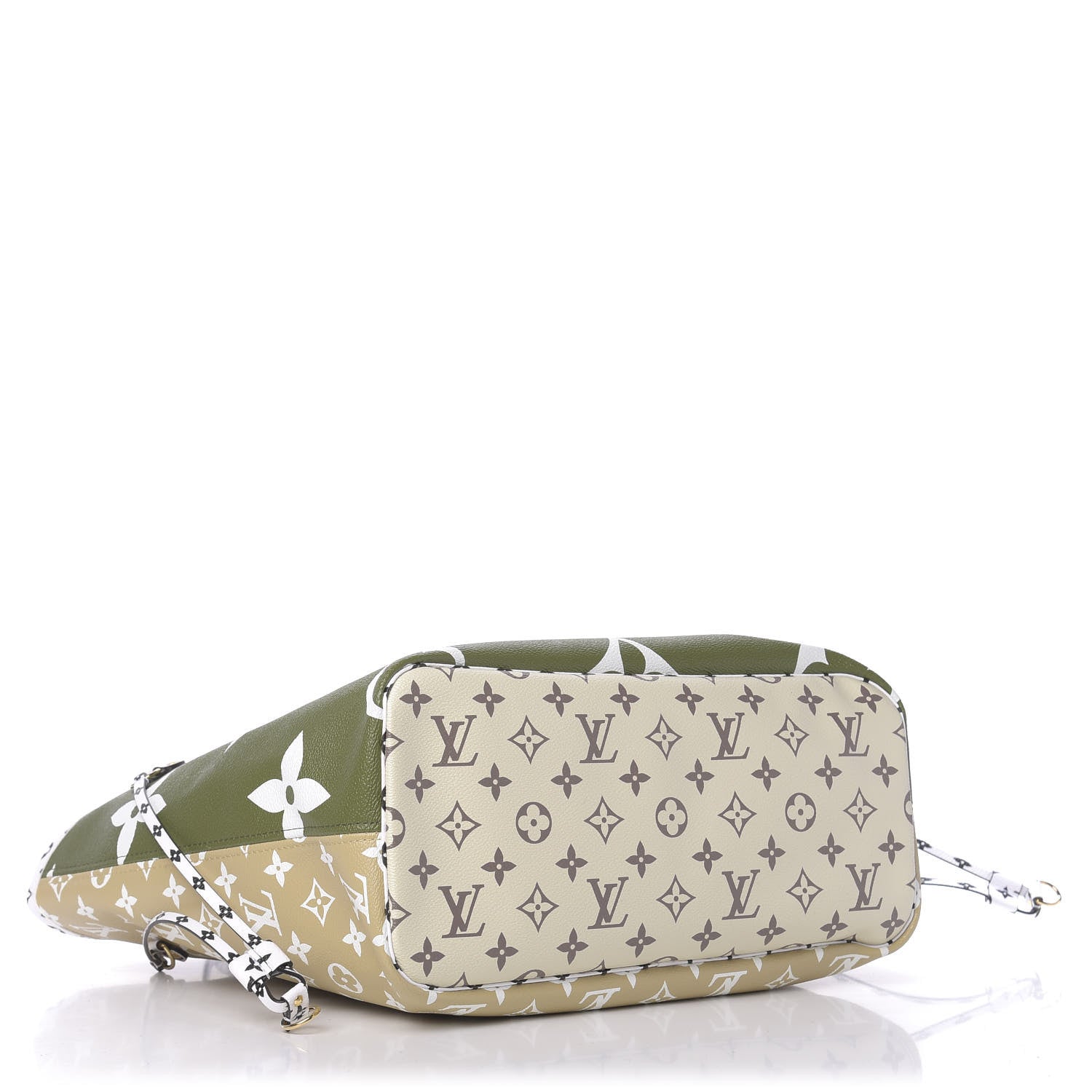 Louis Vuitton Monogram Giant Neverfull MM Kaki 4 of 10