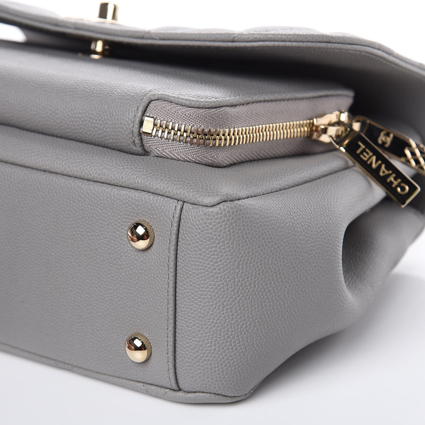Caviar Quilted Medium Business Affinity Flap Grey