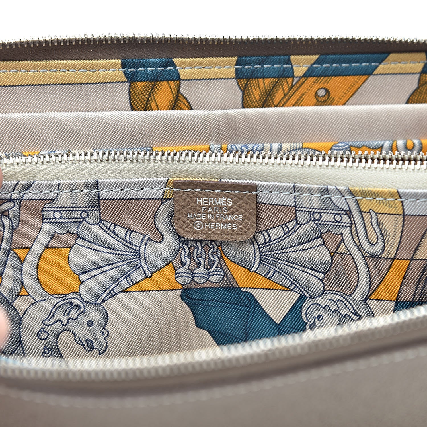 Hermes Epsom Silk'in Wallet Etoupe 6 of 10