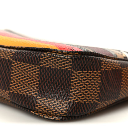 Louis Vuitton Monogram 2015 Christmas Animation Mini Pochette Accessories 10 of 11