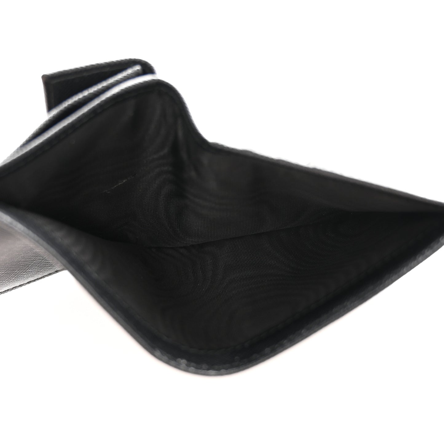 Saffiano Triangle Bi-Fold Wallet Black