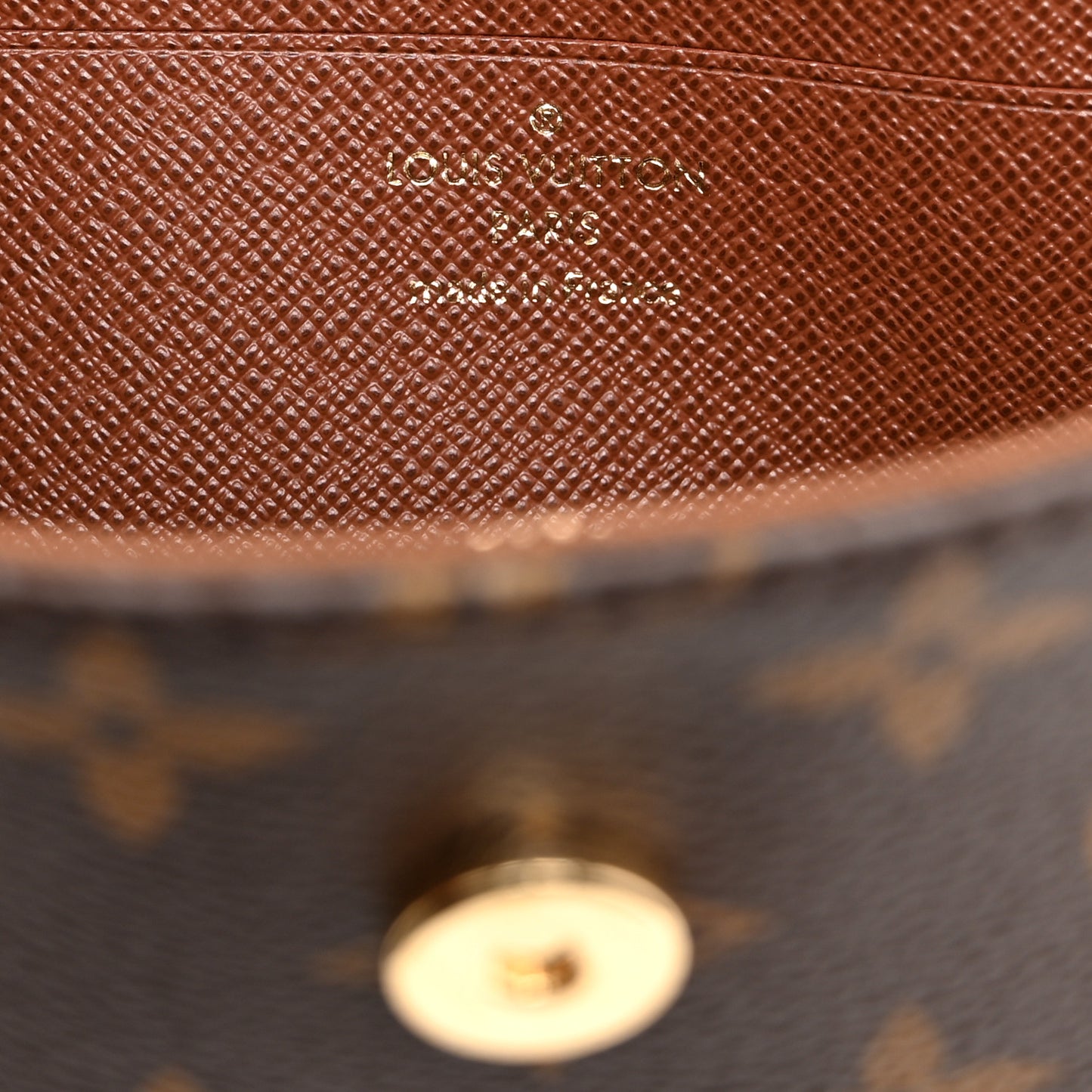 Monogram Ivy Wallet On Chain