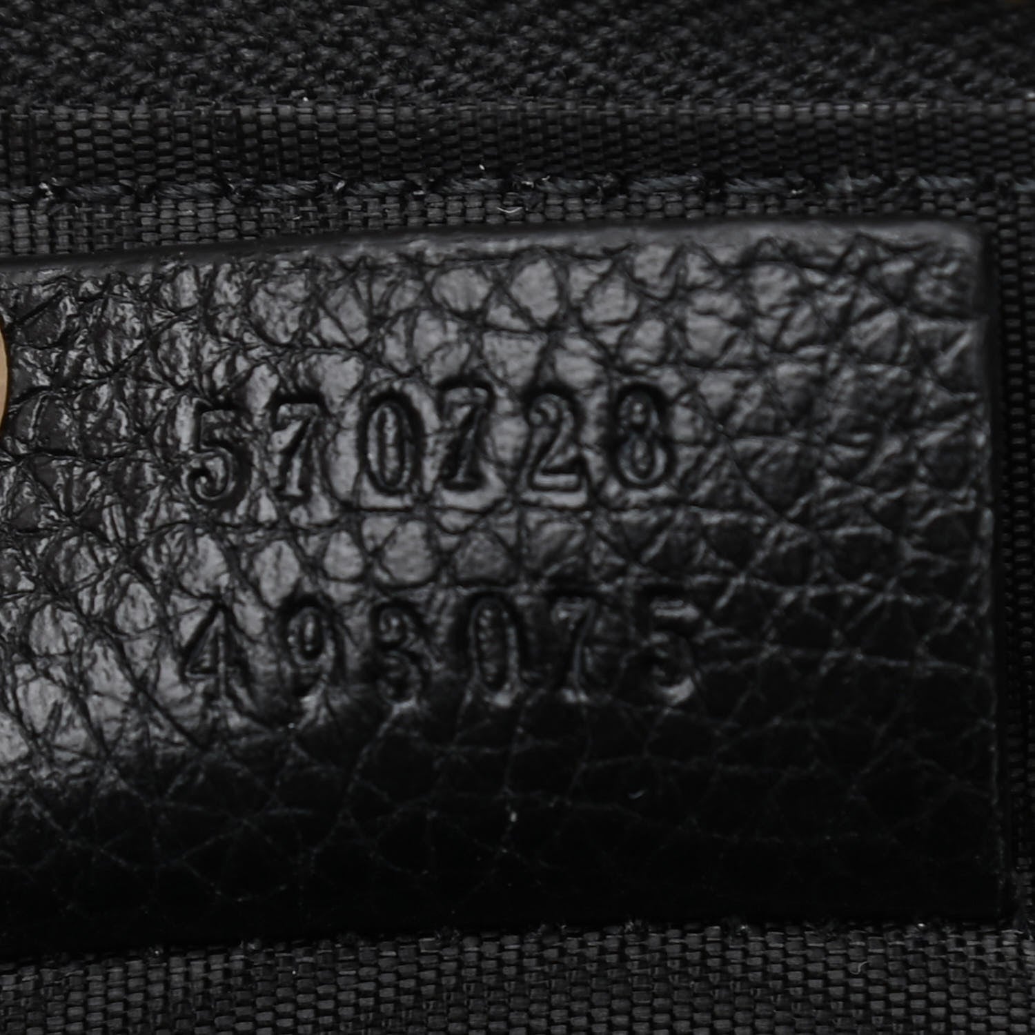 Gucci Grainy Calfskin Zumi Pouch Black 8 of 8