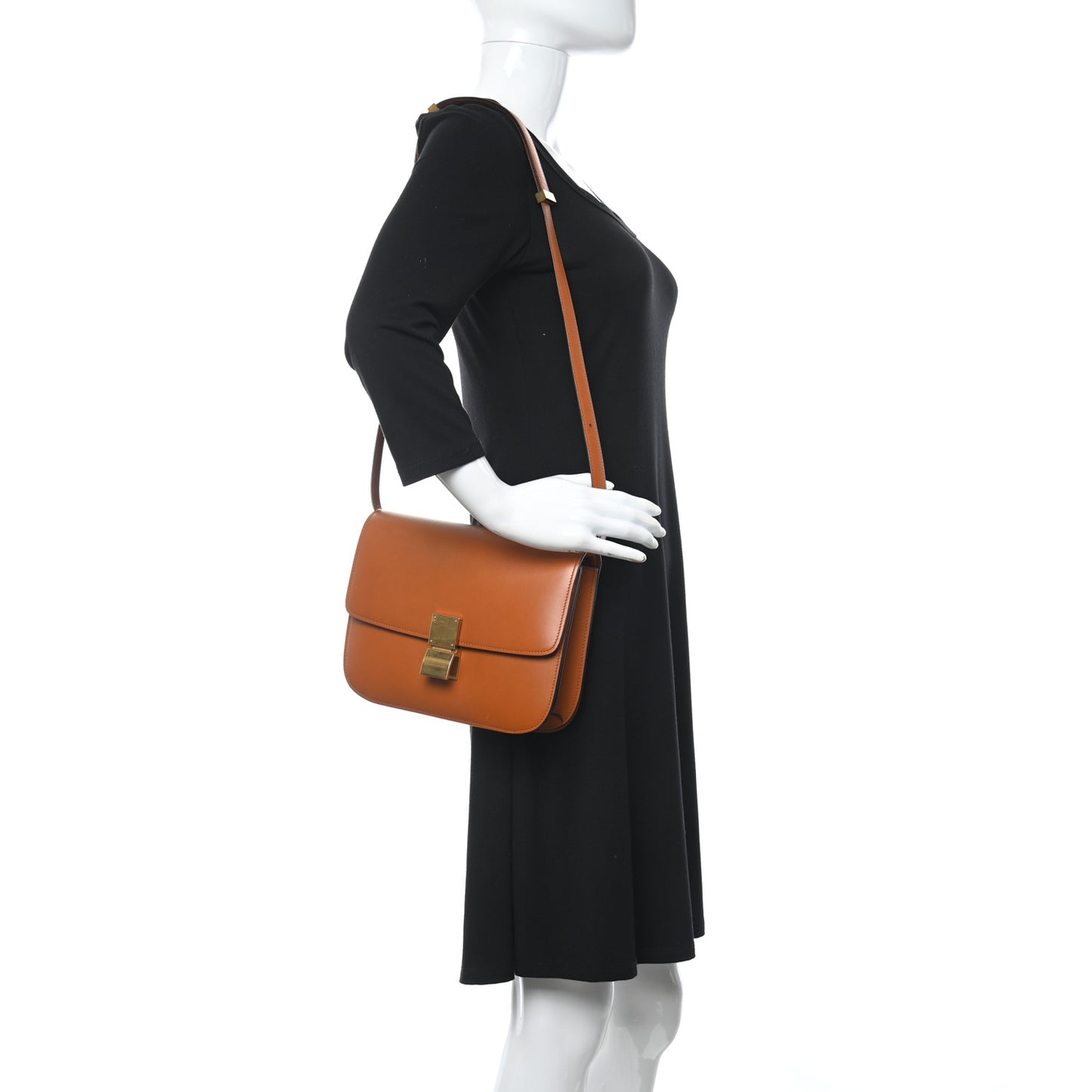 Box Calfskin Medium Classic Box Flap Bag Chestnut