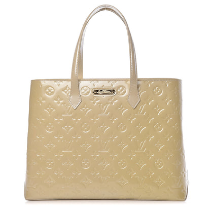 Louis Vuitton Vernis Wilshire MM Blanc Corail 1 of 9