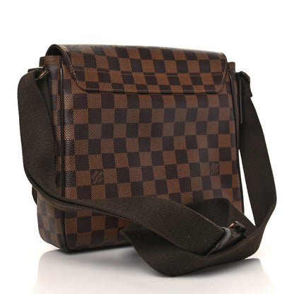 Louis Vuitton Damier Ebene District PM 3 of 7