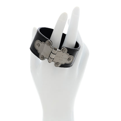 Louis Vuitton Vernis Save It Bracelet 17 Black 2 of 4