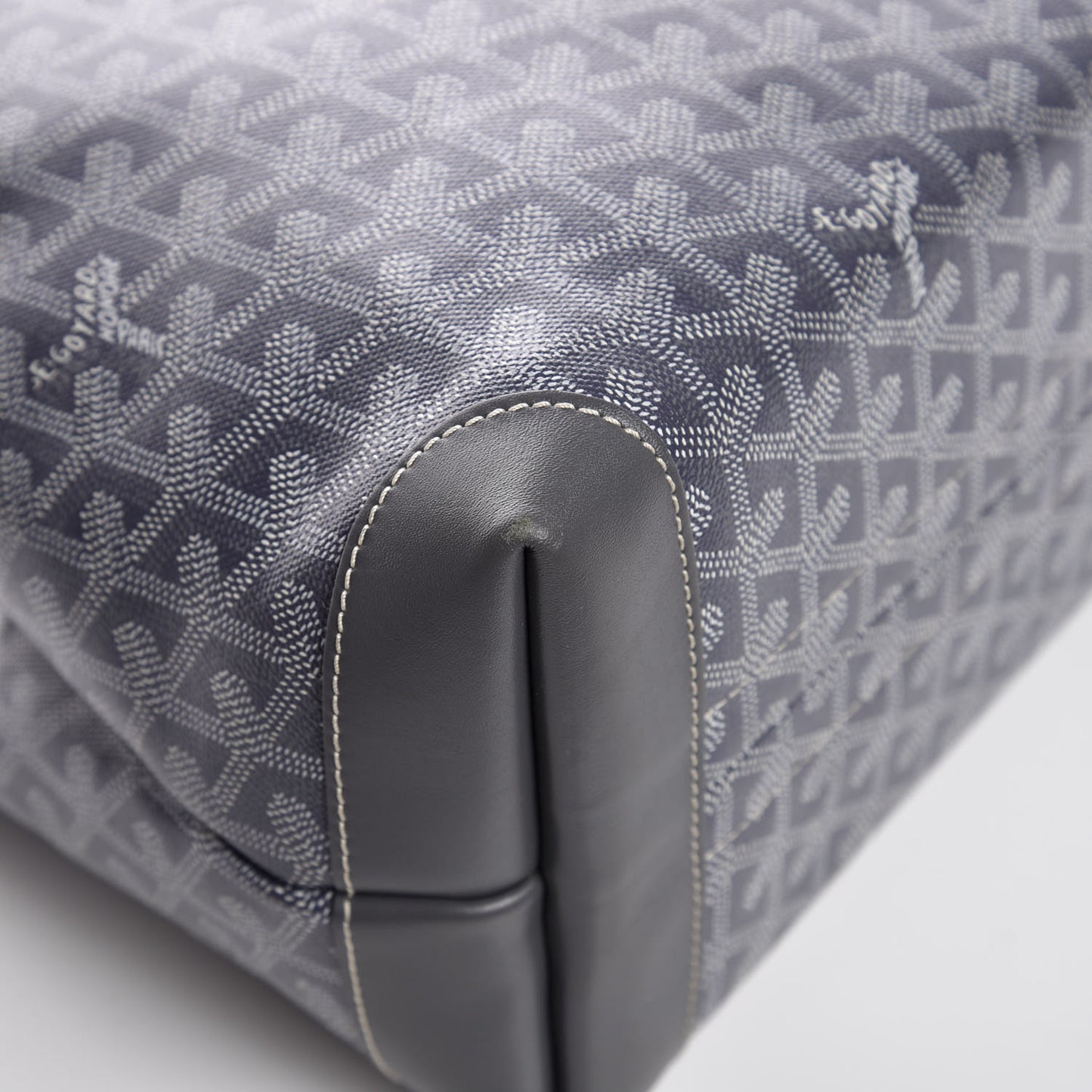 Goyardine Bellechasse PM Grey