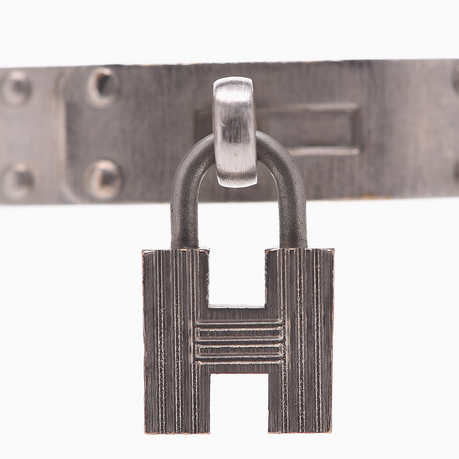 Hermes Courchevel Kelly H Cadena Bracelet Gold 3 of 6