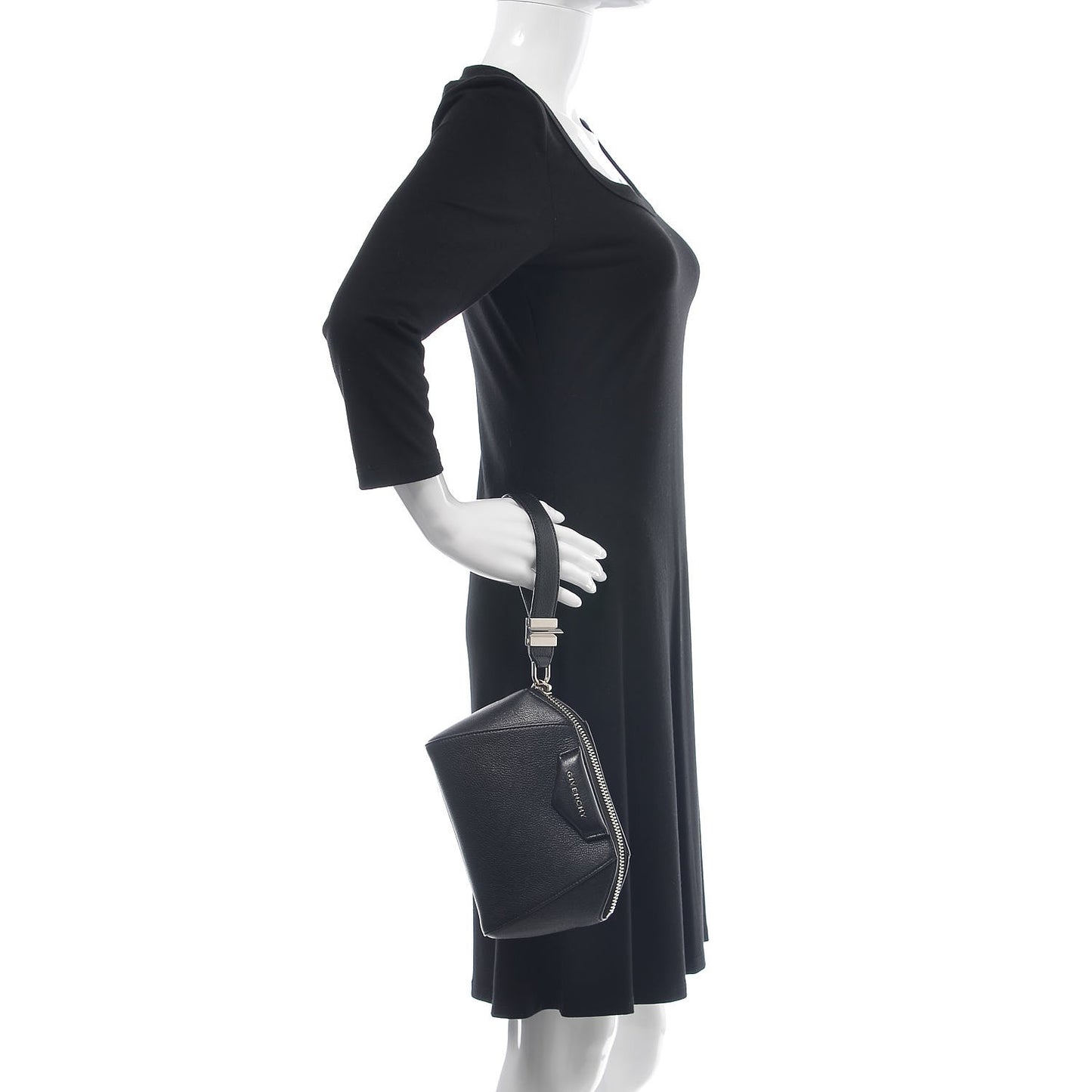 Sugar Goatskin Small Antigona Beauty Wristlet Black